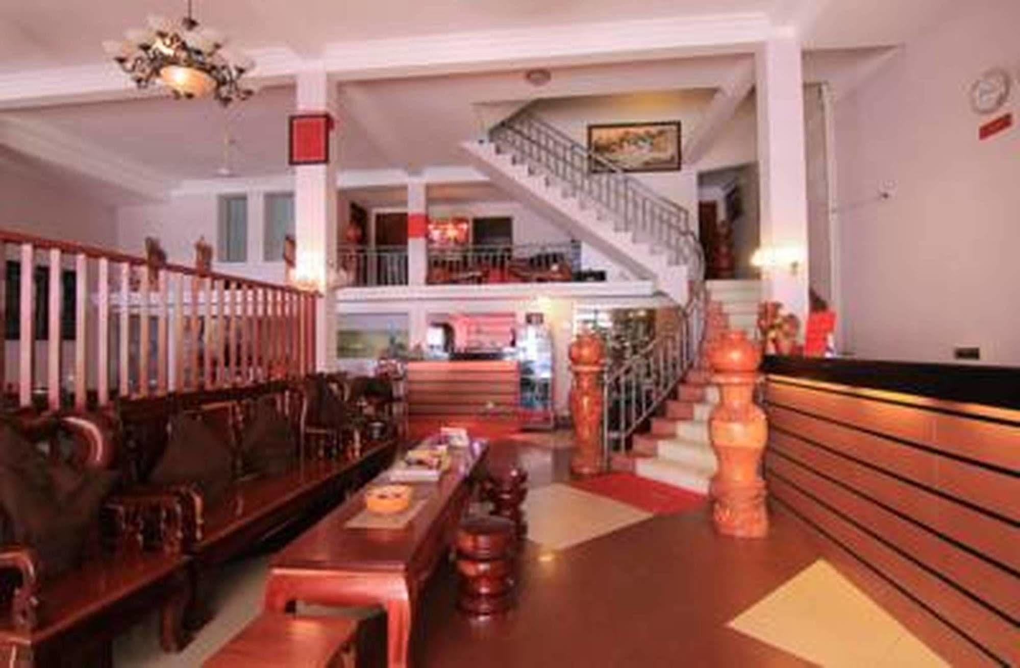 Mama'S Villa Phnom Penh Exterior foto